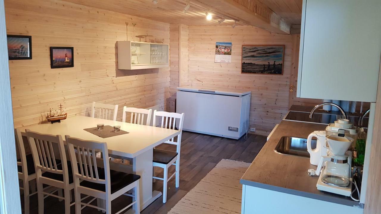 Farmer Apartment Laukvik ภายนอก รูปภาพ