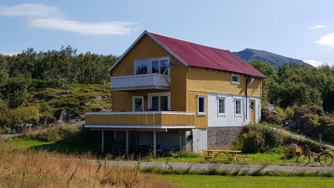 Farmer Apartment Laukvik ภายนอก รูปภาพ