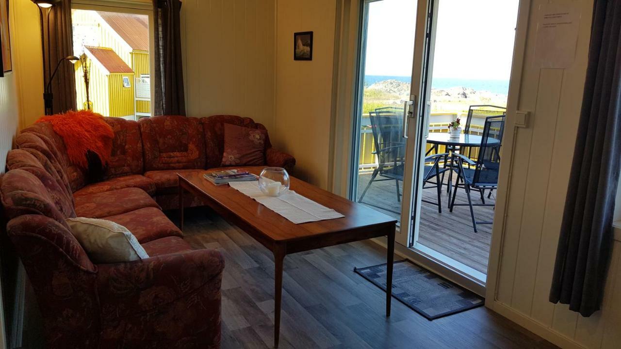 Farmer Apartment Laukvik ภายนอก รูปภาพ